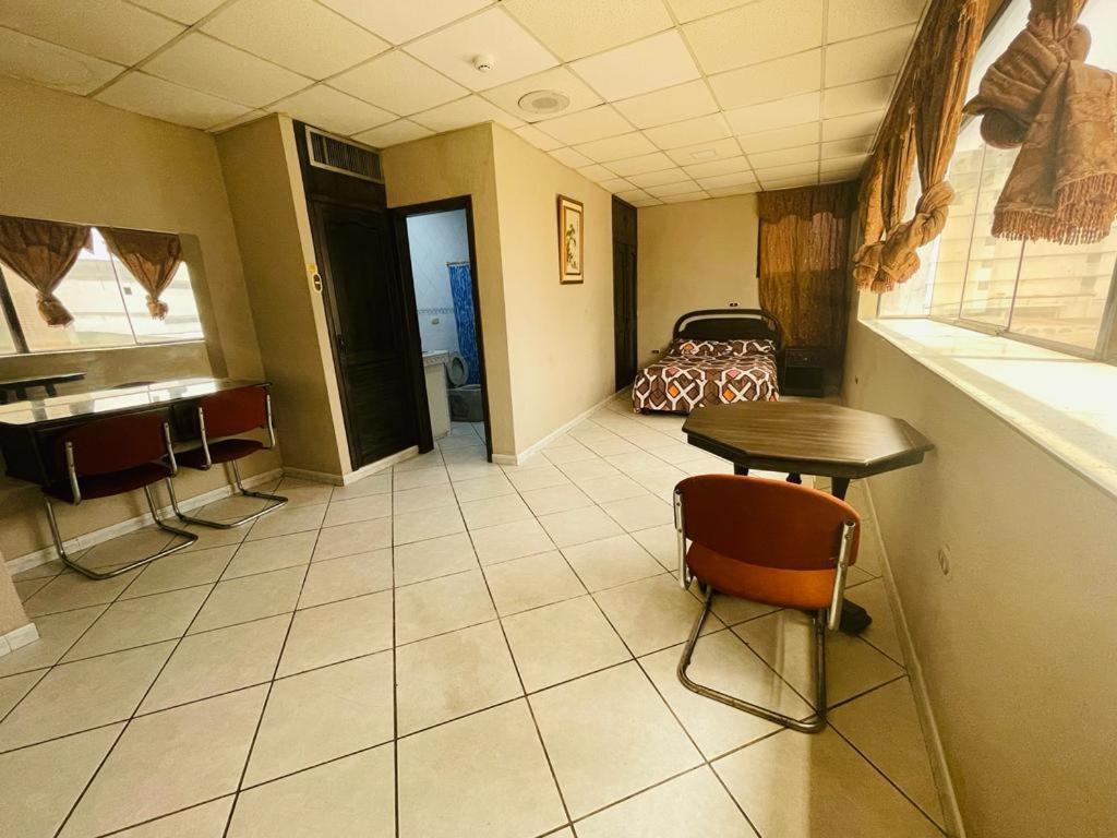 Hotel Sol de Oro Guayaquil Buitenkant foto